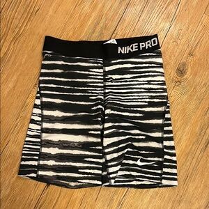 Nike Women’s Shorts Size Small